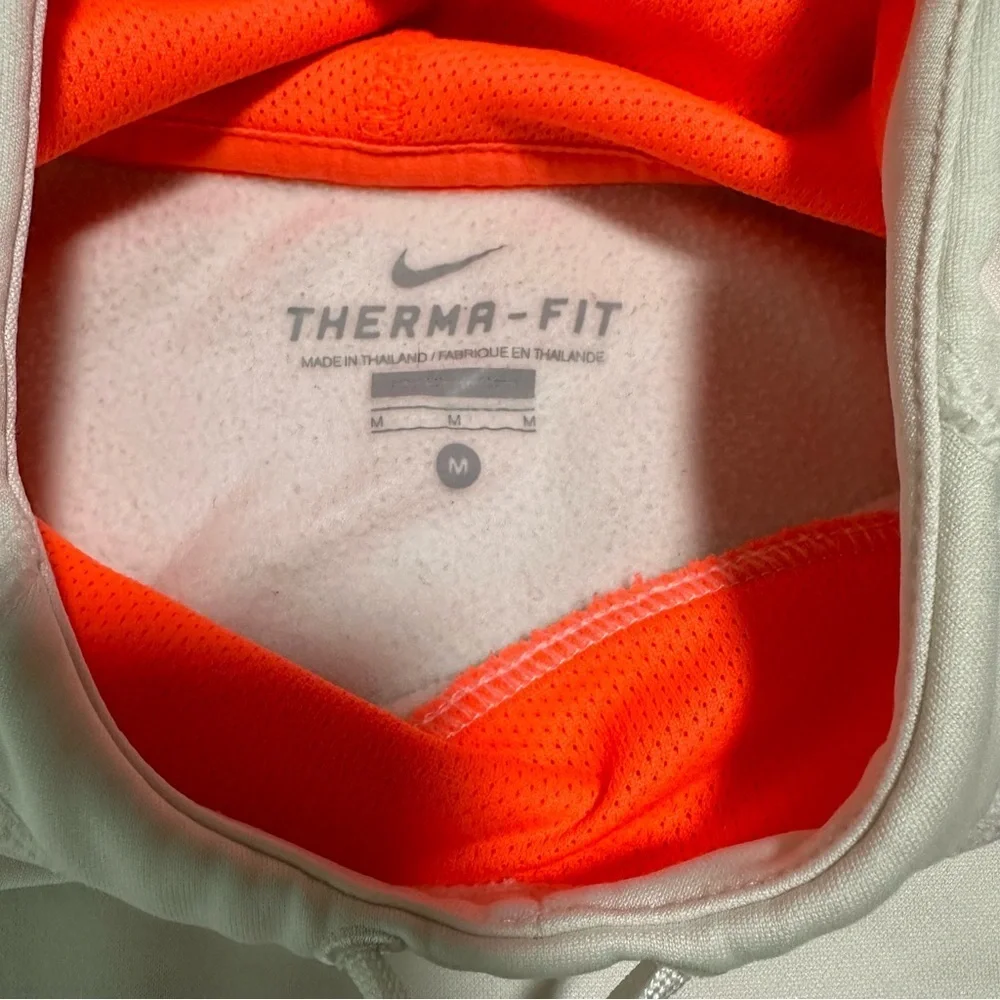 Nike Therma-Fit Women’s Hoodie